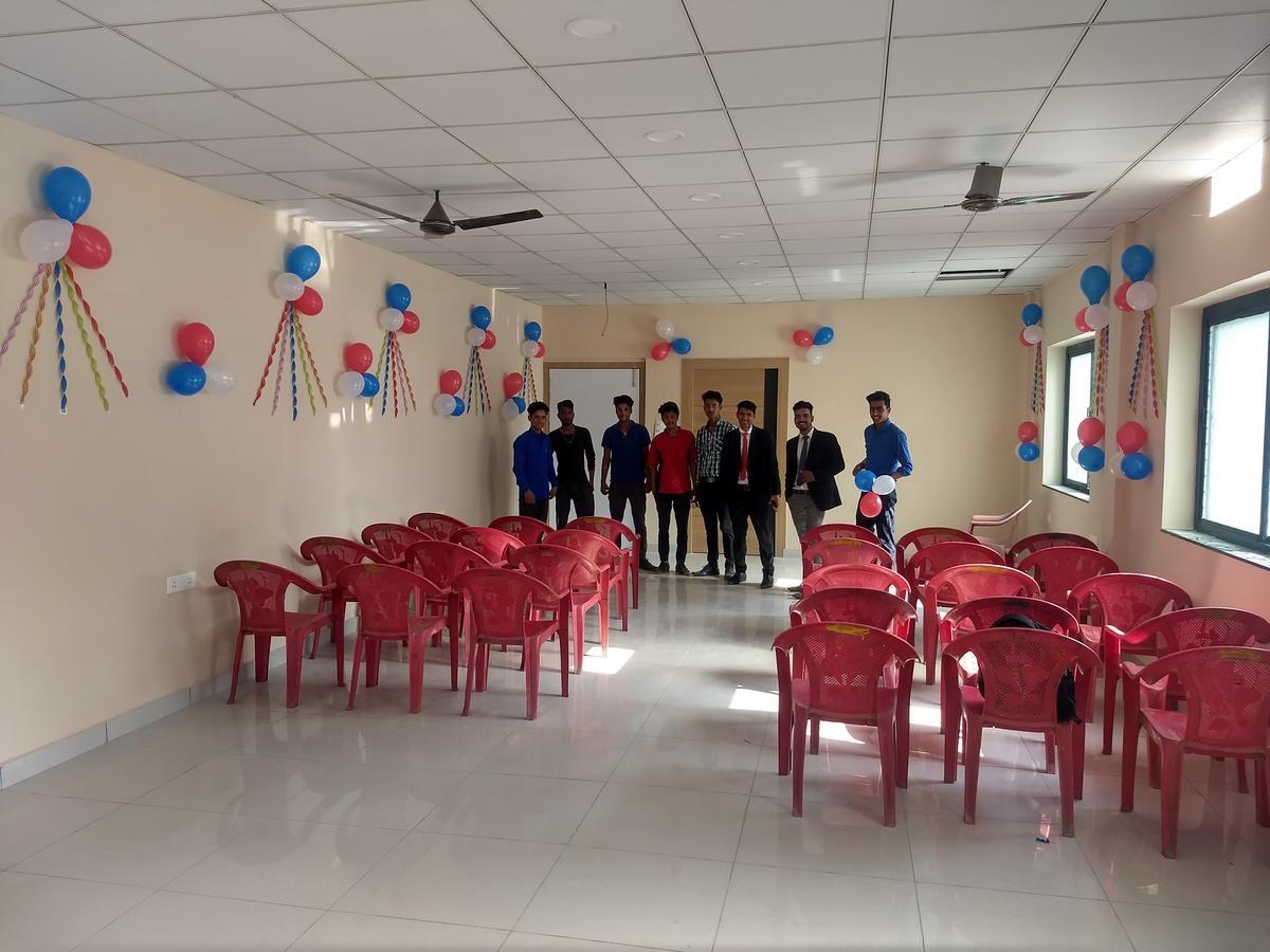 Hotel Reyansh Tanakpur Екстериор снимка