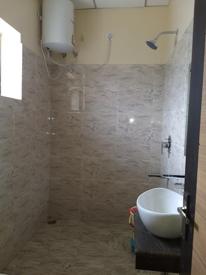 Hotel Reyansh Tanakpur Екстериор снимка
