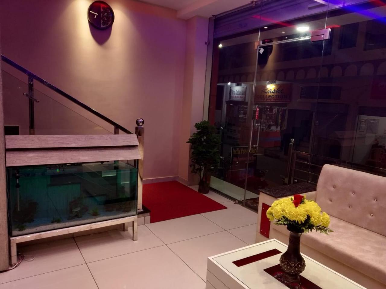 Hotel Reyansh Tanakpur Екстериор снимка