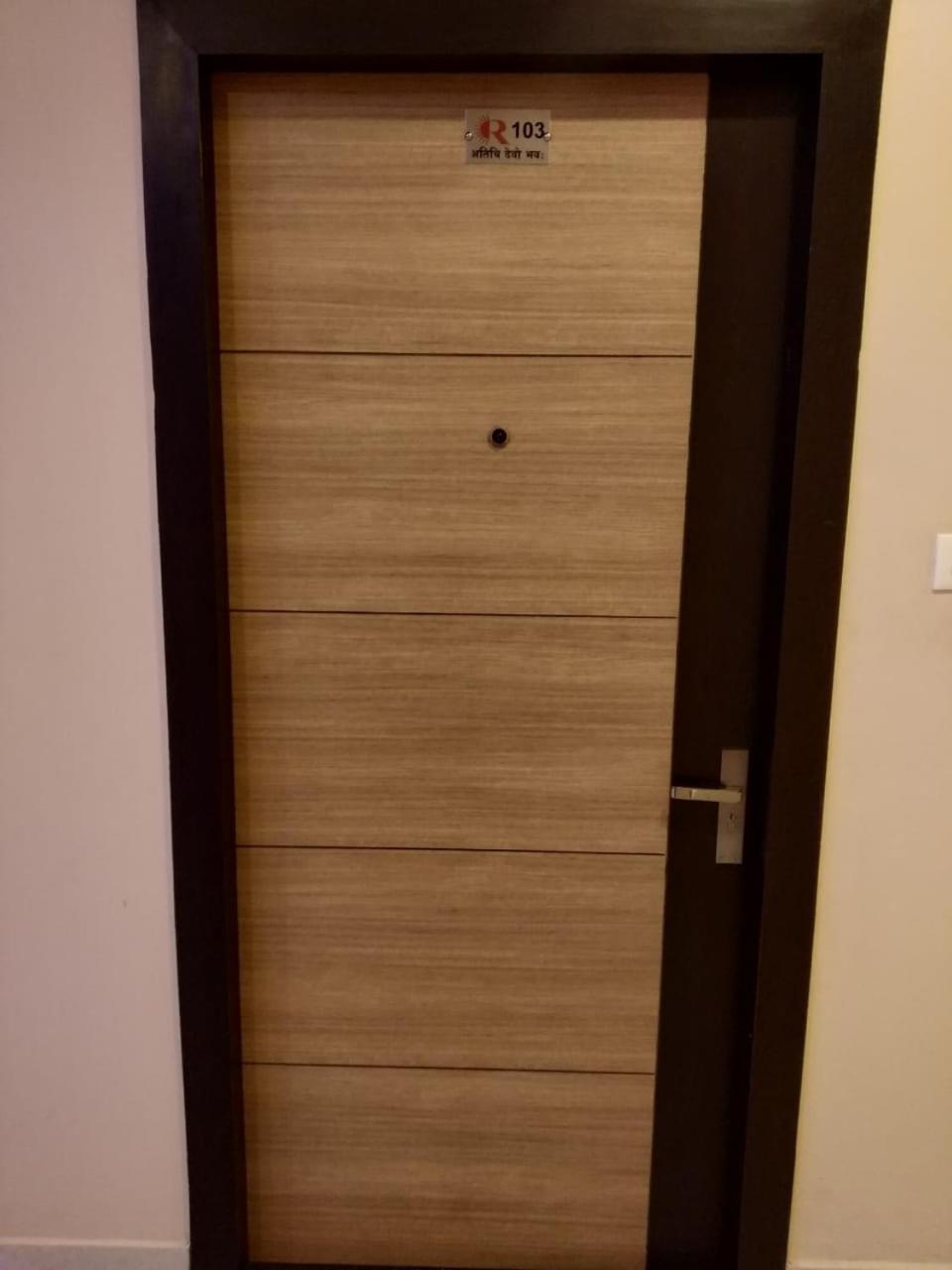 Hotel Reyansh Tanakpur Екстериор снимка