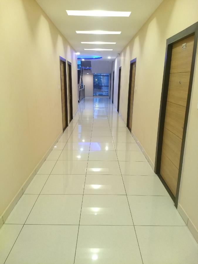 Hotel Reyansh Tanakpur Екстериор снимка