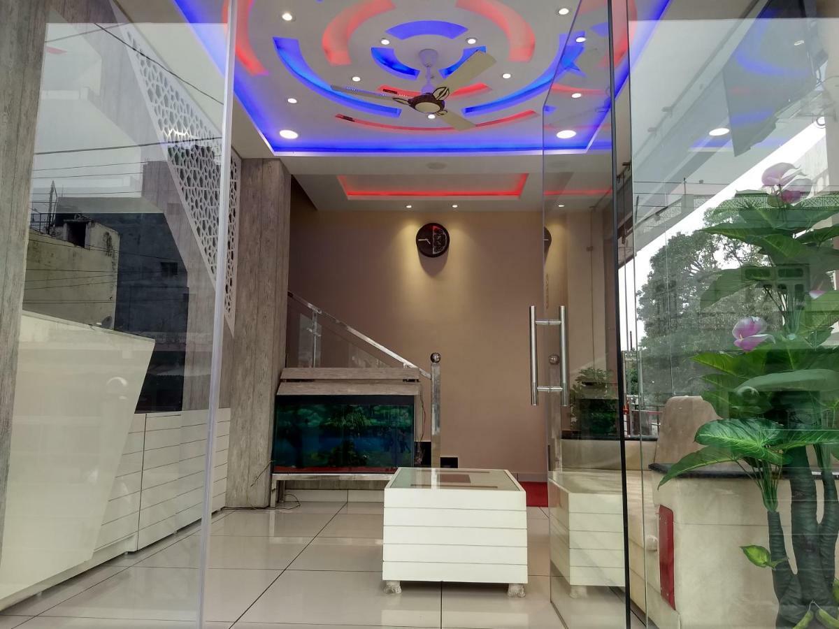 Hotel Reyansh Tanakpur Екстериор снимка