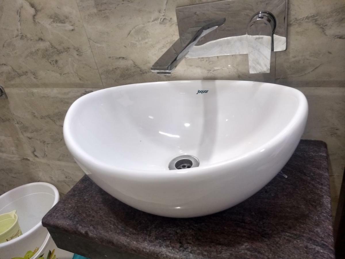 Hotel Reyansh Tanakpur Екстериор снимка