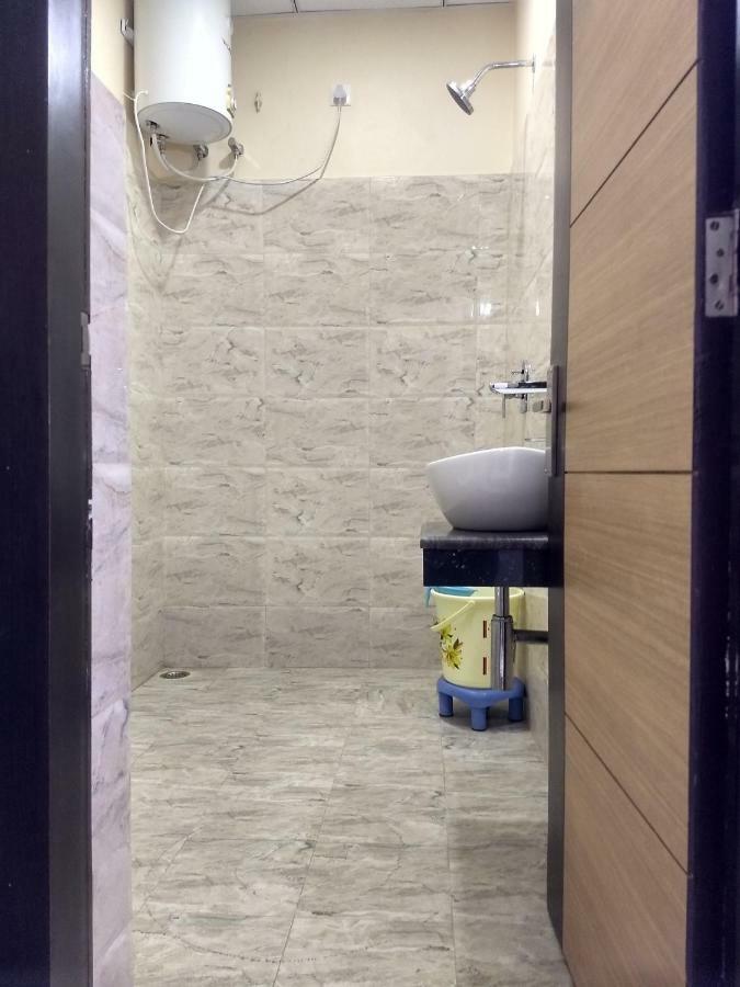 Hotel Reyansh Tanakpur Екстериор снимка